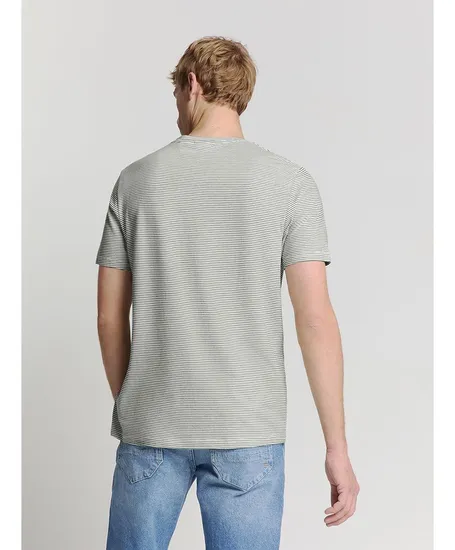 No Excess T-shirt Stripes