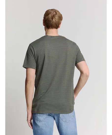 No Excess T-shirt Stripes