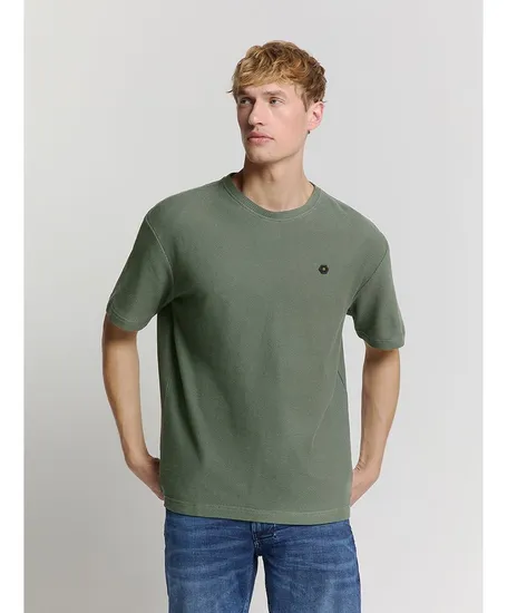 No Excess T-shirt Structure