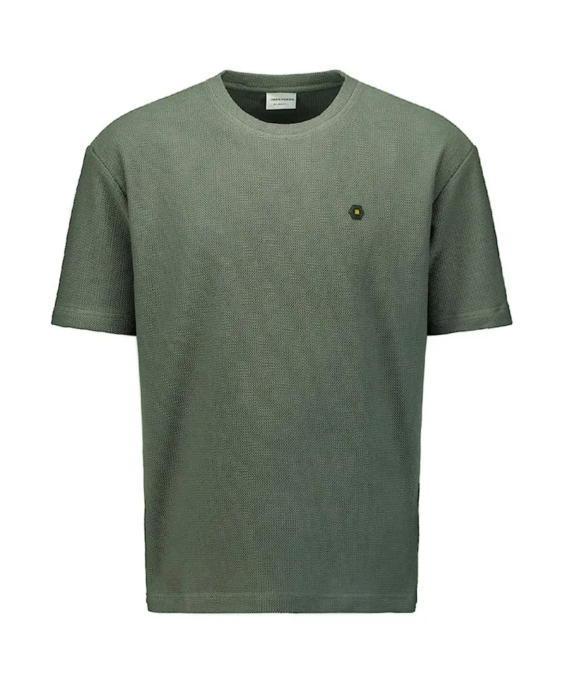 No Excess T-shirt Structure