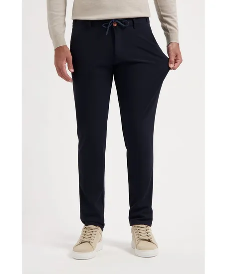 North 84 Broek Travel