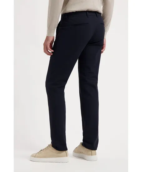 North 84 Broek Travel