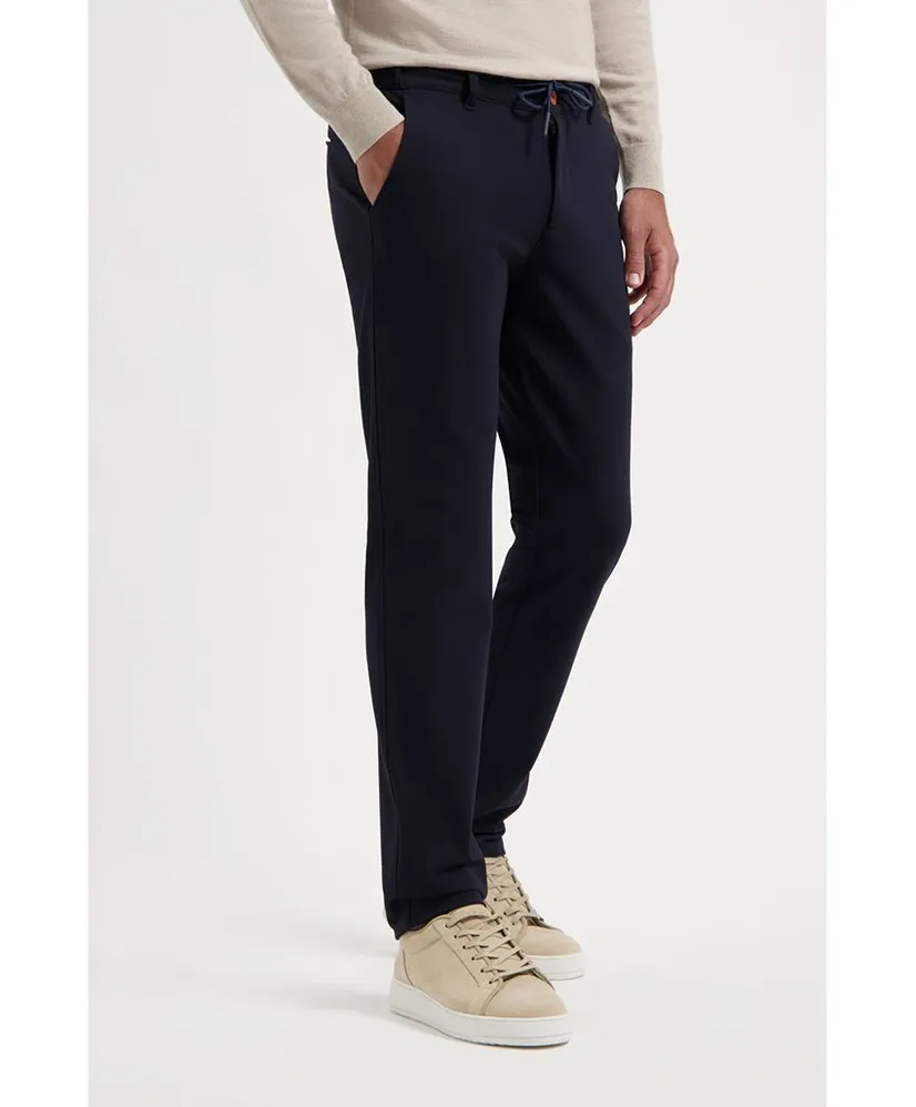 North 84 Broek Travel