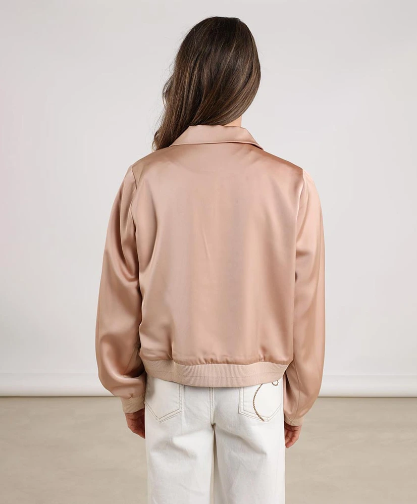 NUKUS Bomber Noa