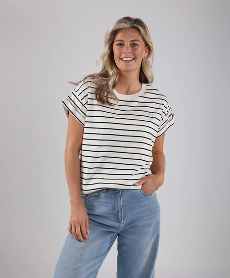 NUKUS T-shirt Noor