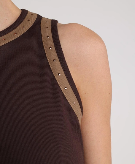 NUKUS Top Nice Studs