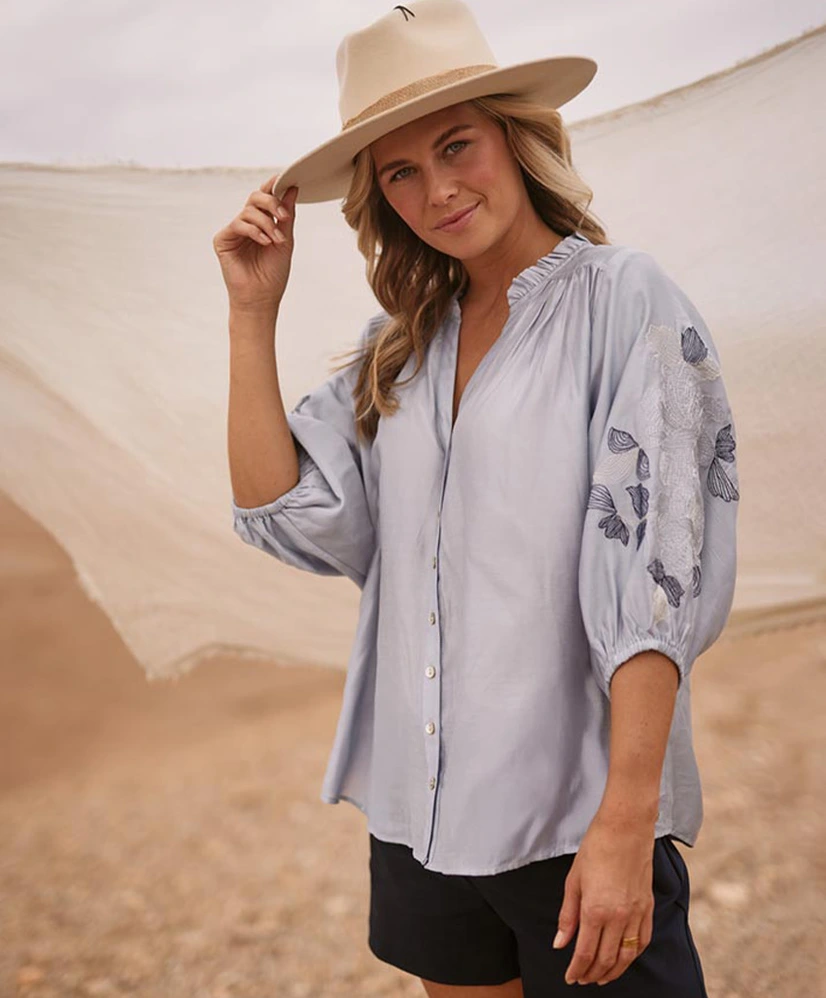 NUKUS Top Tina