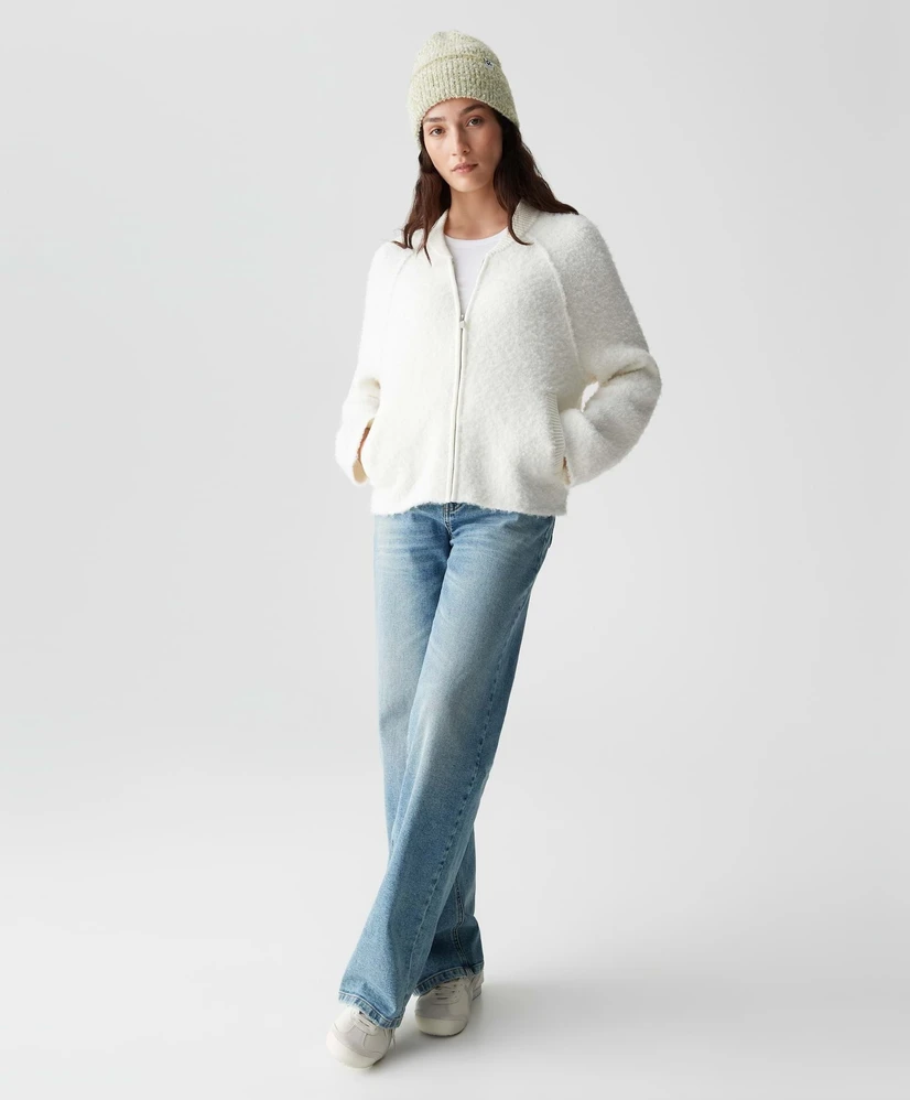 OPUS Muts Aperry