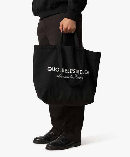 Quotrell Tote Bag