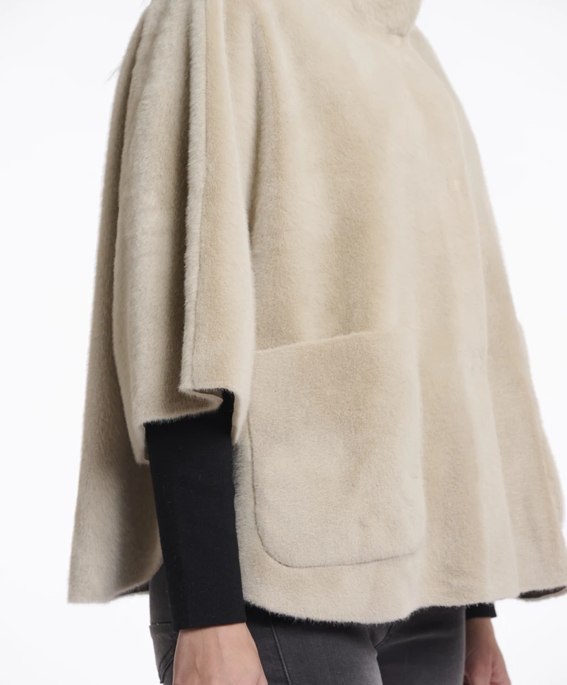 Rino & Pelle Cape Faux Fur Dewi