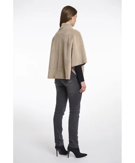 Rino & Pelle Cape Faux Fur