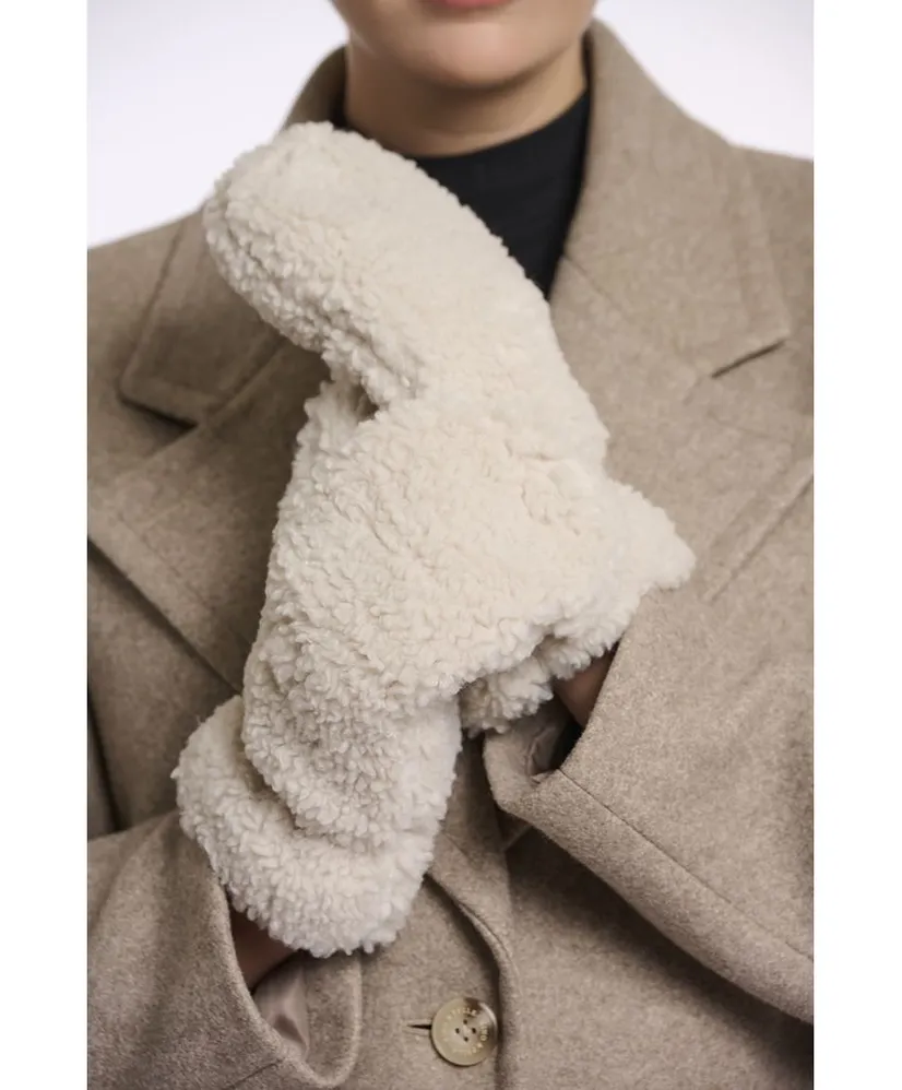 Rino & Pelle Wanten Teddy Aleida