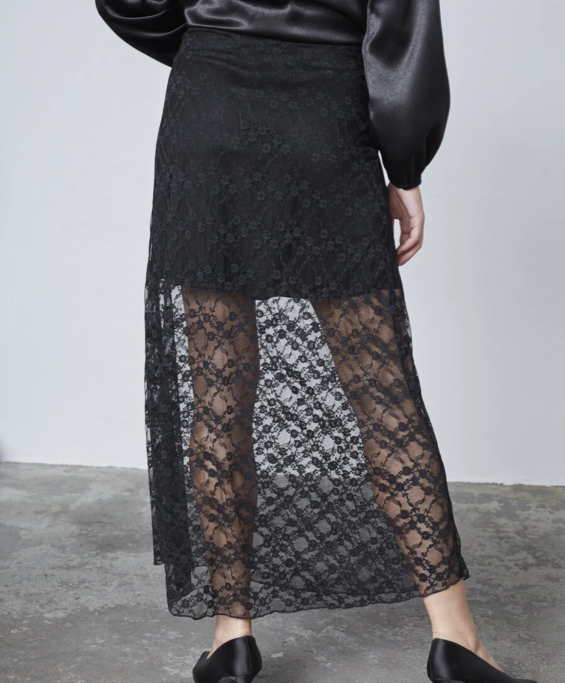 Sisters Point Maxi Rok Venga