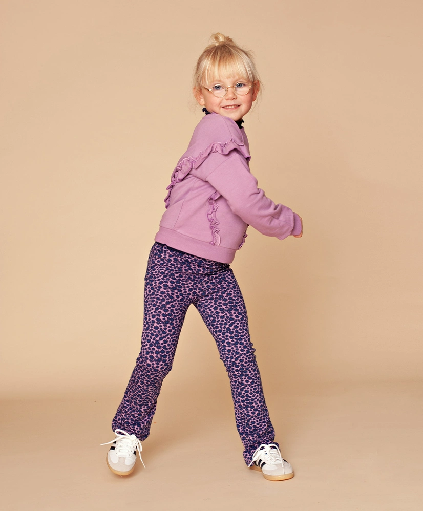 Stains & Stories Sweater Ruches