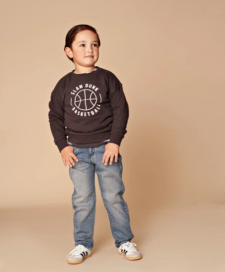 Stains & Stories Sweater Slam Dunk Basketball