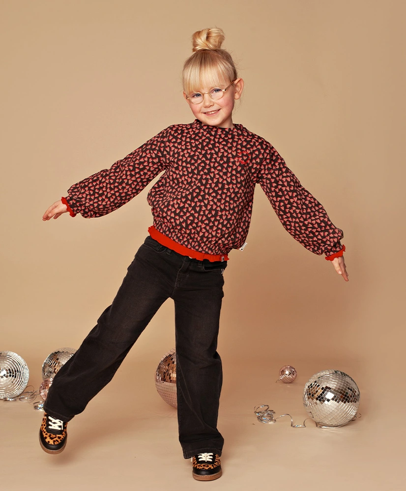 Stains & Stories Sweatshirt Allover Hartjes