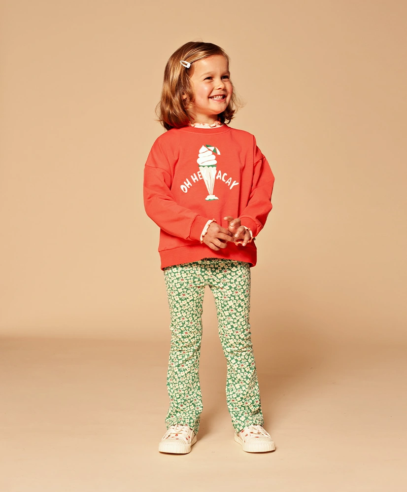Stains & Stories Sweatshirt Oh Hey Vacay