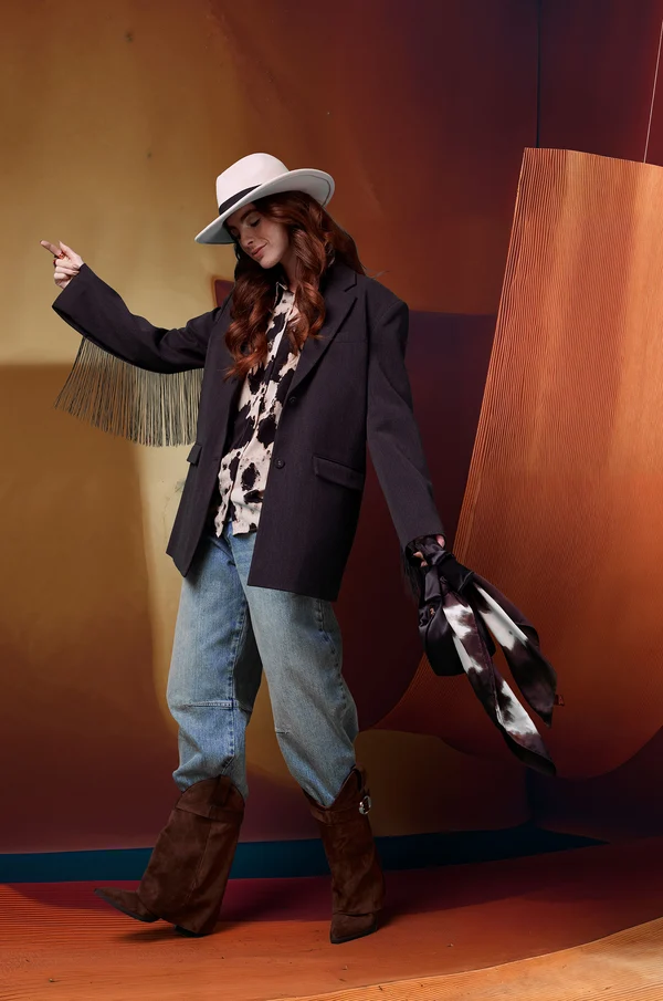 URBAN COWGIRL