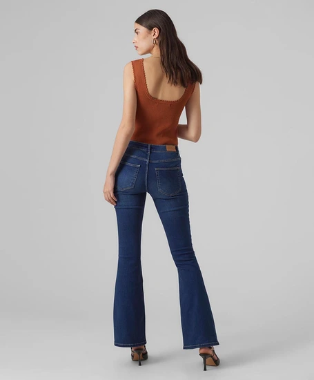 VERO MODA Flared Jeans Scarlet