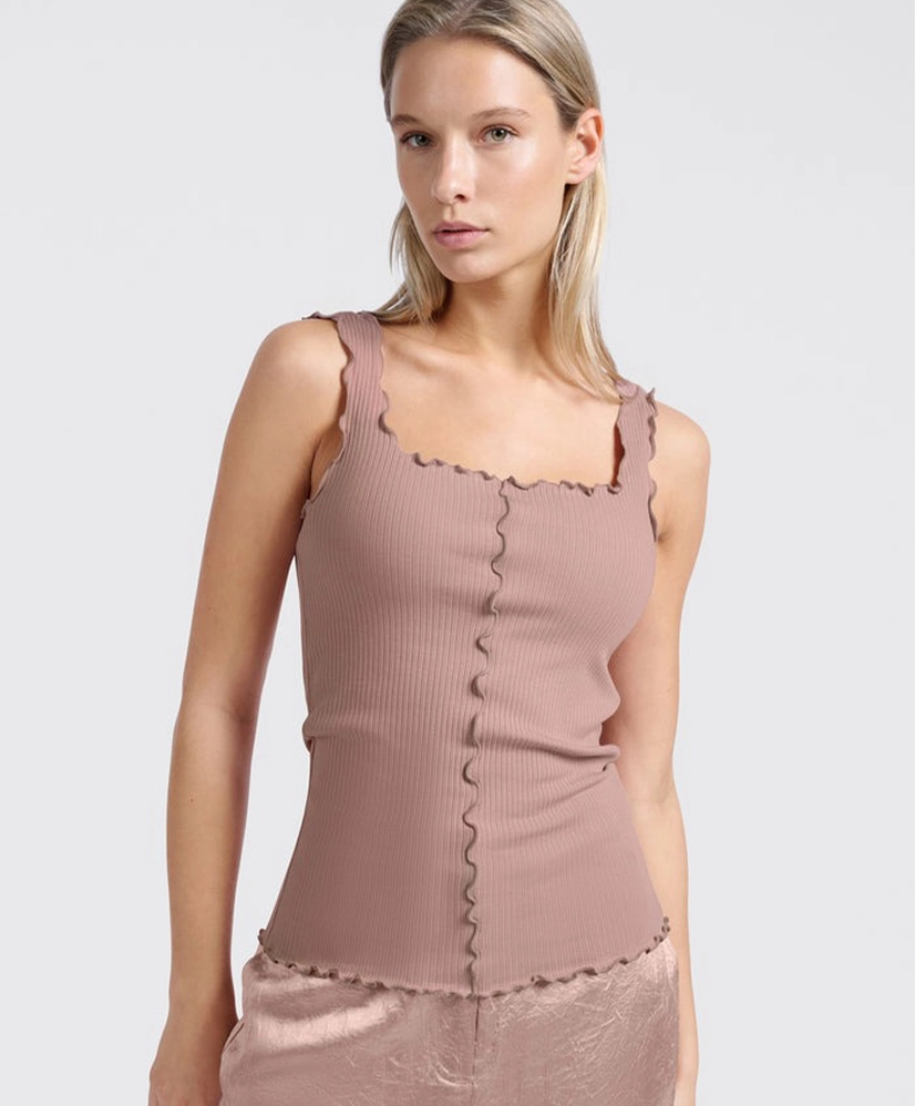 YAYA op Frilled