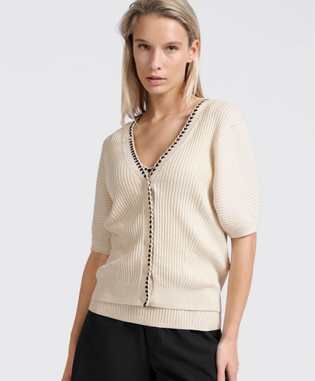 YAYA Vest Rib Strik Detail