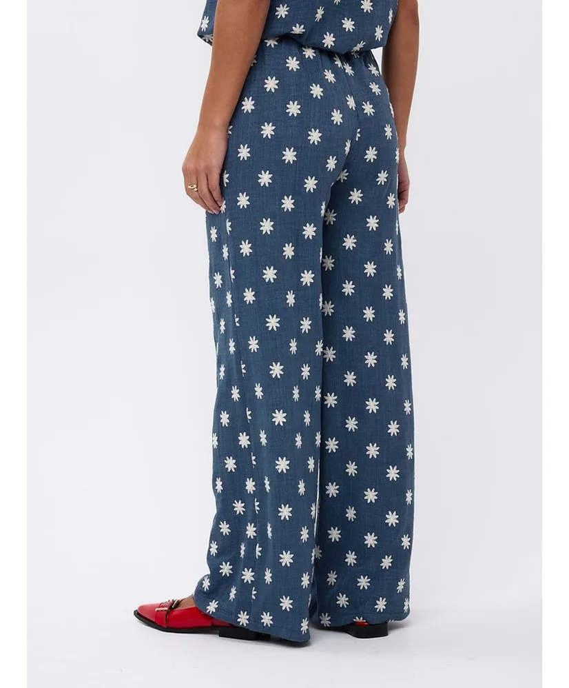 Ydence Broek Fern