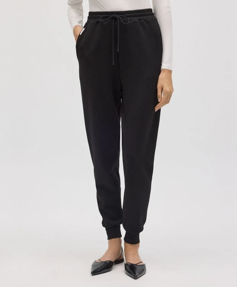 Ysabel Mora Broek Effen